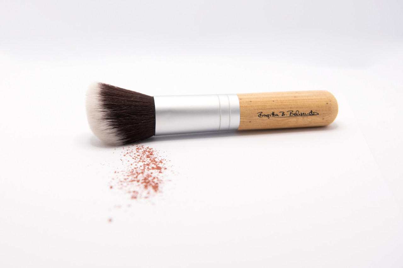 Pure Blush Brush